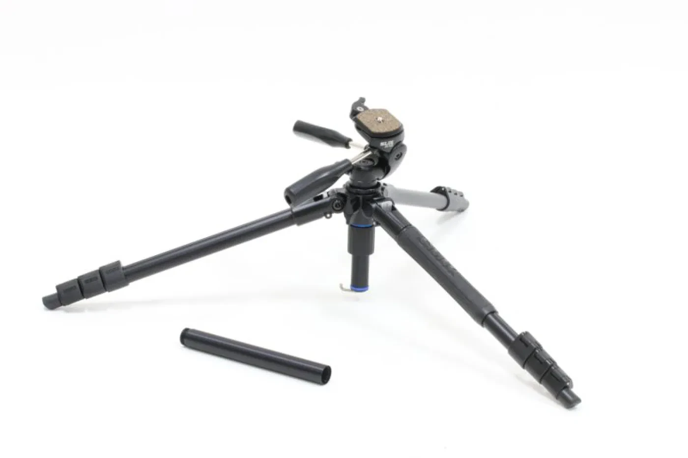 SLIK Pro AL-324DX Tripod Kit